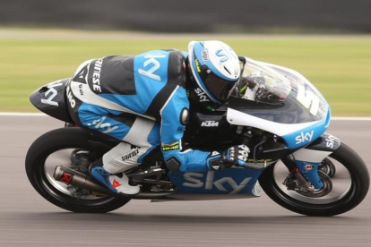 Fenati, con su KTM, en plena carrera.-EFE