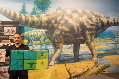Un madrileño fue el visitante número 250.000 del Museo de los Dinosaurios de Salas. ECB