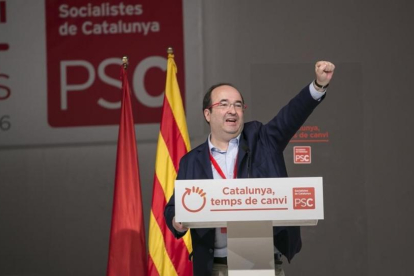 El primer secretario del PSC, Miquel Iceta, en la clausura del 13º congreso del PSC, en Barcelona.-JOAN CORTADELLAS