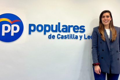 Andrea Ballesteros aspira a liderar las Nuevas Generaciones del PP en Castilla y León. ECB