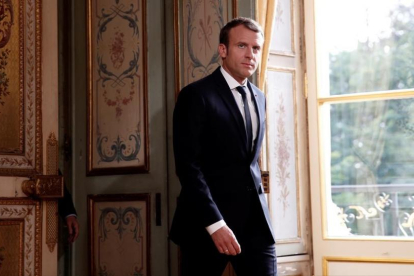 Emmanuel Macron, en el Eliseo.-REUTERS / CHRISTOPHE ENA