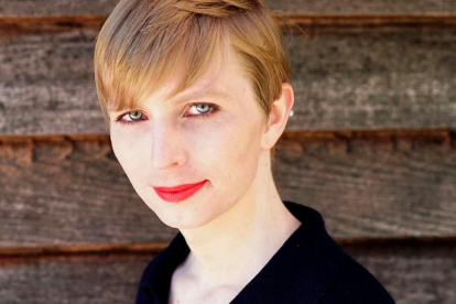 Chelsea Manning, en la foto que ha compartido en las redes sociales tras salir de prisión.-