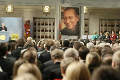 Ceremonia de entrega del Nobel de la Paz en la que fue premiado Liu Xiaobo, en diciembre del 2010.-EFE / HEIKO JUNGE