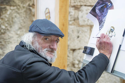 Suso Cubeiro durante la presentación en la que hizo muestra de su talento.-ISRAEL L. MURILLO