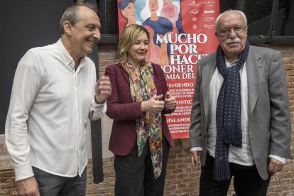 José Antonio Noguero, Sonia Rodríguez y Juan Francisco Lorenzo durante la rueda de prensa en La Estación.-SANTI OTERO