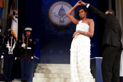 El baile inaugural de los Obama, celebrado en el Centro de Convenciones de Washington con motivo de su investidura, el 20 de enero del 2009.-MARK WILSON POOL