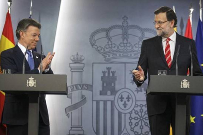Mariano Rajoy, en su comparecencia con el presidente de Colombia, Juan Manuel Santos, este martes, 3 de marzo, en la Moncloa.-Foto: REUTERS/ ANDREA COMA