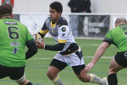 Otger Sirvent inicia una nueva fase ofensiva del UBU Colina Clinic.-RAÚL OCHOA