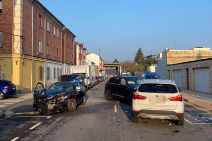 Imagen del accidente en la calle San Pedro Cardeña. POLICÍA LOCAL