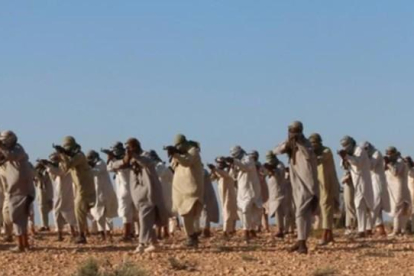 Miembros del Estado Islámico en un campo de entrenamiento en Libia.-AP