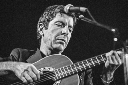 Leonard Cohen, el 17 de noviembre de 1980, en el Palacio de los Deportes de Barcelona..-FERRAN SENDRA