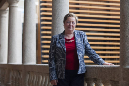 Dolores Ruiz-Ayúcar es elegida por el patronato como nueva presidenta de la Fundación Caja de Ávila-Ical