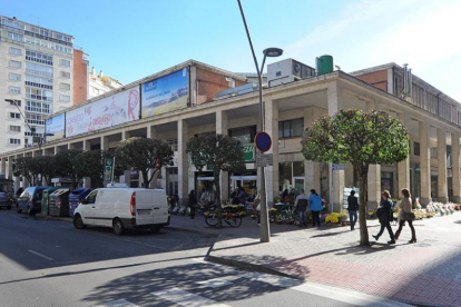 Vista exterior del Mercado Norte.-ISRAEL L. MURILLO
