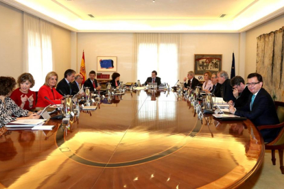 Reunión del Consejo de Ministros esta mañana, con el nuevo ministro de Economía, Román Escolano.-JUAN MANUEL PRATS