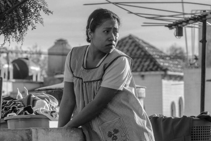 Yalitza Aparicio interpreta a Cleo en Roma, de Alfonso Cuarón-EL PERIÓDICO