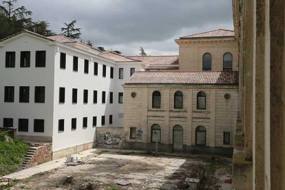 Estado actual de las obras que se están realizado en el edificio interior de la actual sede de la Universidad Isabel I en el antiguo seminario.-RAÚL G. OCHOA