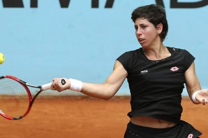 La tenista española Carla Suárez en la primera ronda de torneo Mutua Madrid Open.-Foto:   EFE / CHEMA MOYA