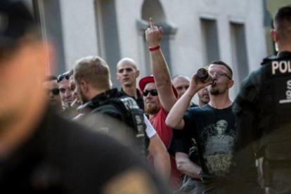 Asistentes al Festival Schild und Schwert (Festival Escudo y Espada) en Alemania en el 2018.-EFE