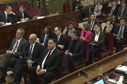 Los acusados del juicio del procés.-EL PERIÓDICO