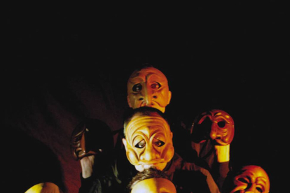 ‘La máscara roja’ es la única pieza ya estrenada.-Bambalúa Teatro