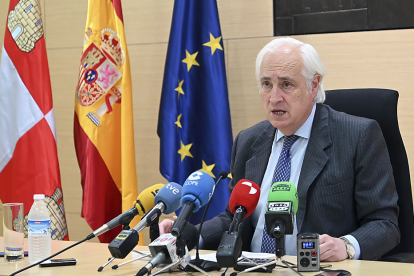 El presidente del Tribunal Superior de Justicia de Castilla y León, José Luis Concepción, comparece ante los medios de comunicación para dar a conocer la Memoria Anual de Actividades y Funcionamiento del Alto Tribunal correspondiente al año 2021.