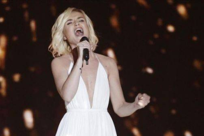 La rusa Polina Gagarina, en la primera semifinal de Eurovisión.-Foto: AFP / DIETER NAGL