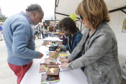 La feria arrancó con la lectura del manifiesto y por la tarde música y danza-RAÚL G. OCHOA