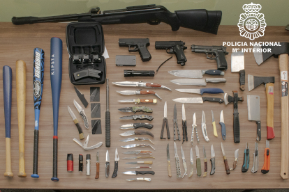 Armas intervenidas por la Policía. ECB