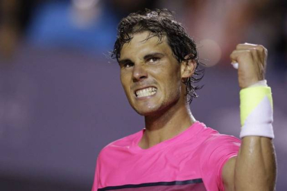 Rafa Nadal celebra ganar el partido contra Pablo Cuevas de Uruguay en el abierto de Río de Janeiro.-Foto: UESLEI MARCELINO / REUTERS