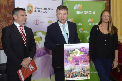 Nacho Solana, Javier Lacalle y Jennifer Pareja.-ICAL