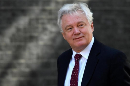 El ministro británico David Davis, el pasado 26 de junio en Downing Street.-REUTERS