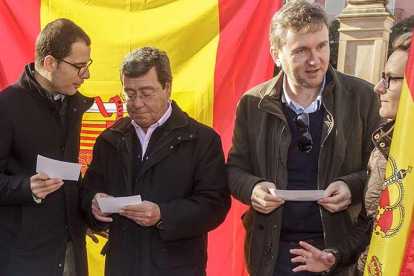 César Rico y Javier Lacalle, en la celebración del Día de la Constitución organizada por Nuevas Generaciones-SANTI OTERO