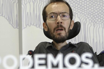 Pablo Echenique durante una rueda de prensa.-EFE / ARCHIVO