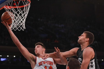 Willy Hernangómez culminó el mejor periodo de juego en lo que lleva de temporada.-AFP / MICHAEL REAVES
