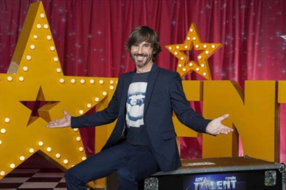 El presentador Santi Millán, en el plató del programa de Tele 5 'Got talent'.-MEDIASET