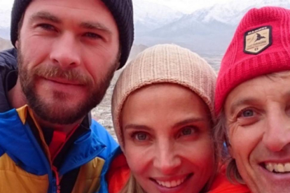 Chris Hemsworth, Elsa Pataky y Jesús Calleja, durante su viaje al Himalaya.-INSTAGRAM / JESÚS CALLEJA