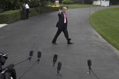 Donald Trump, saliendo de la Casa Blanca, el pasado miércoles.-AFP / SAUL LOEB