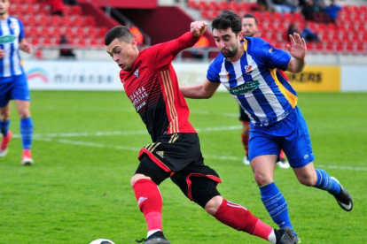 Yanis en acción en un choque en Anduva.-Jose Esteban Egurrola