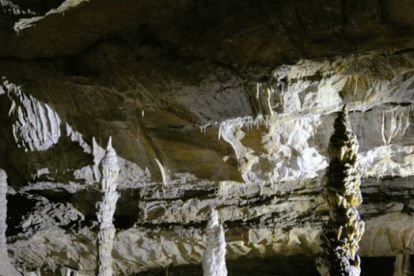 La cueva es una catedral de piedra esculpida por la naturaleza. I. L. M.