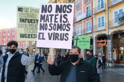 Los hosteleros se han manifestado en Burgos en varias ocasiones. RAÚL OCHOA