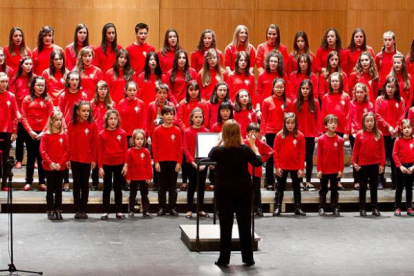 Imagen de archivo del Coro Infantil del Orfeón Burgalés, que participará en la propuesta de la OSBu.-