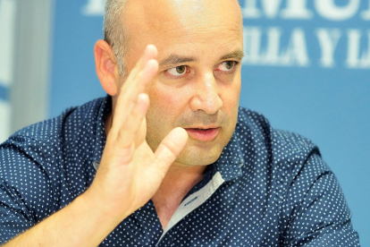 David Castaño , portavoz del grupo ciudadanos en las Cortes de Castilla y León.  PHOTOGENIC. PABLO REQUEJO.