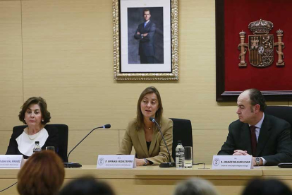 Soledad  Díez, Esperanza Vázquez y Joaquín Delgado.-RAÚL G. OCHOA