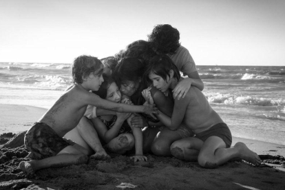 Fotograma de Roma, de Alfonso Cuarón-EL PERIÓDICO