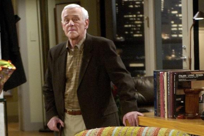 John Mahoney, conocido por interpretar a Martin Crane en las once temporadas de Frasier, falleció el domingo en Chicago.-AP