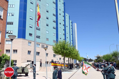 La Guardia Civil conmemora en Burgos los 178 años de su creación y concede 16 condecoraciones. ICAL