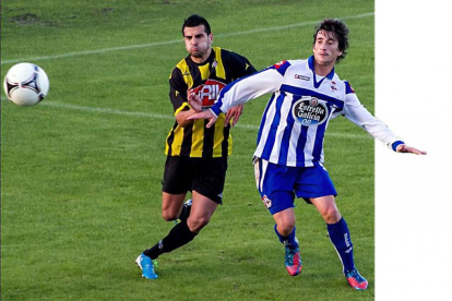 Uxío Marcos en un encuentro en su etapa con el Deportivo de la Coruña.-
