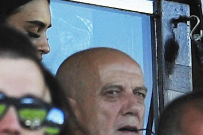Juan Señor siguió ayer el partido en el palco de jugadores del Plantío-Israel L. Murillo