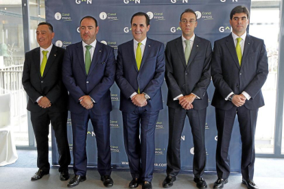 Mariano Sanz, César Ruíz, José Rolando Álvarez, Antonio Cenderero y Óscar Fernández, del Comité de Dirección.-ICAL