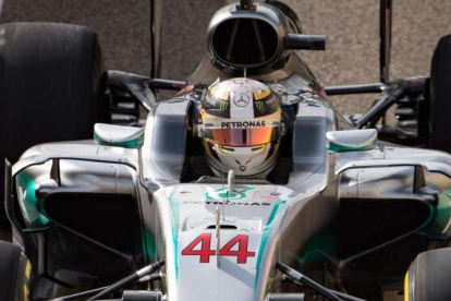 Lewis Hamilton (Mercedes), hoy en el GP de Abu Dabi.-AFP / ANDREJ ISAKOVIC